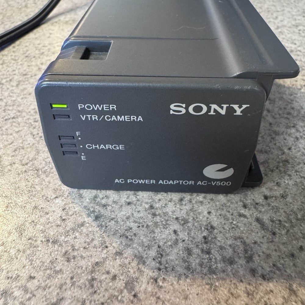 Sony AC-V500 Adaptor Handycam Charger